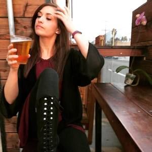 Meet your Posher, Cate